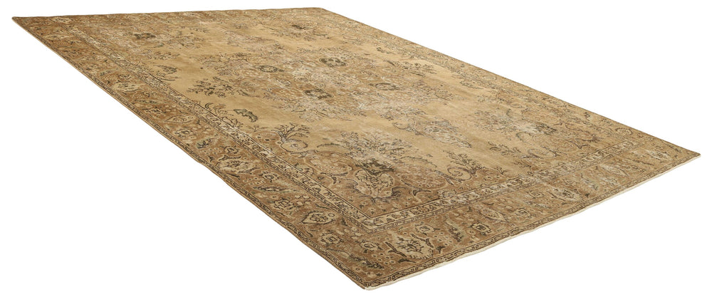 Vintage Royal Collection: Antique Persian Hand-Knotted Rugs in Stonewashed, Recoloured Finishes287 cm x 371 cm