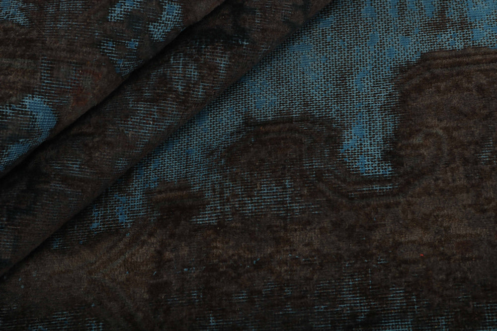 Vintage Kerman Fine Collection: Antique Persian Hand-Knotted Rugs in Stonewashed, Recoloured Finishes288 cm x 390 cm