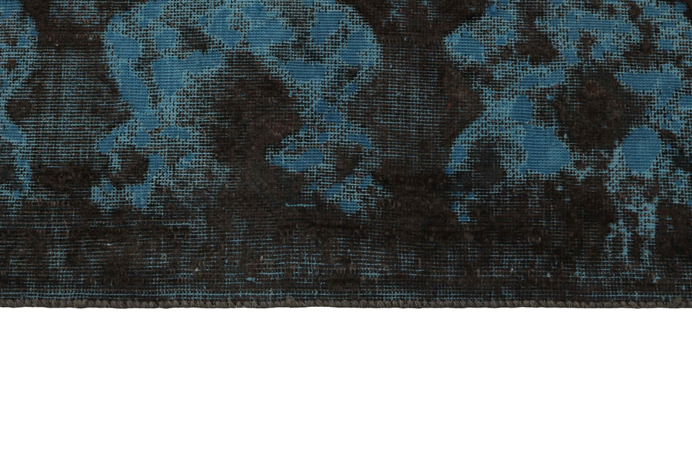 Vintage Kerman Fine Collection: Antique Persian Hand-Knotted Rugs in Stonewashed, Recoloured Finishes288 cm x 390 cm