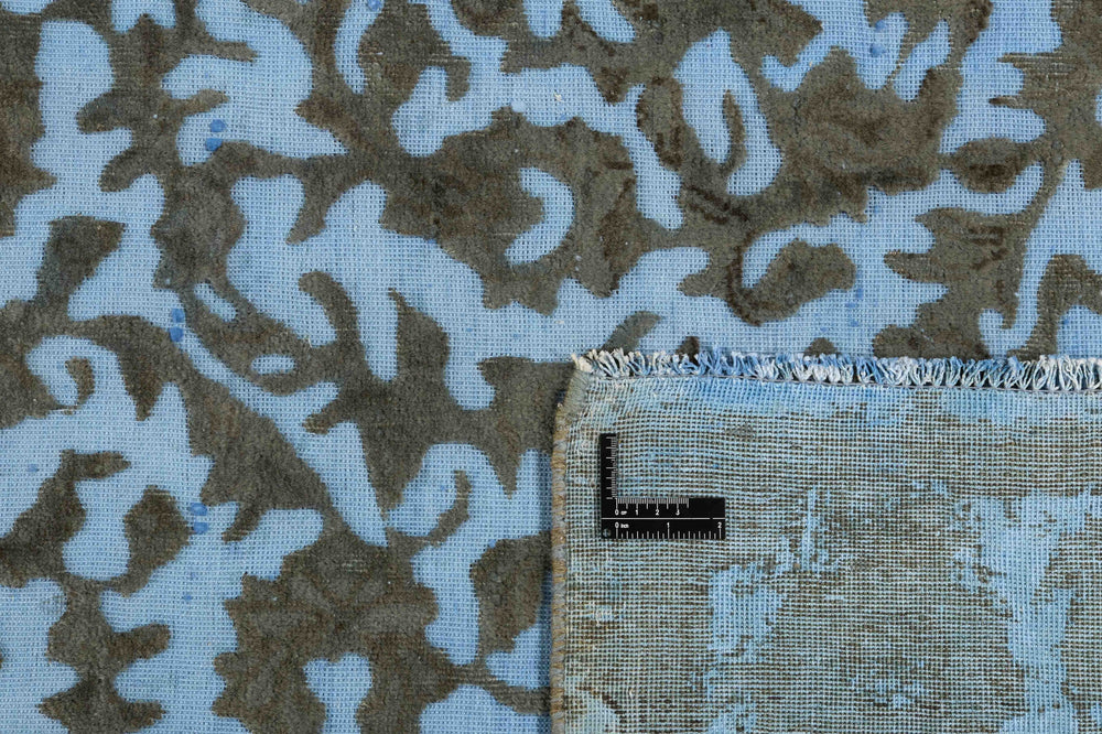 Vintage Royal Collection: Antique Persian Hand-Knotted Rugs in Stonewashed, Recoloured Finishes280 cm x 368 cm