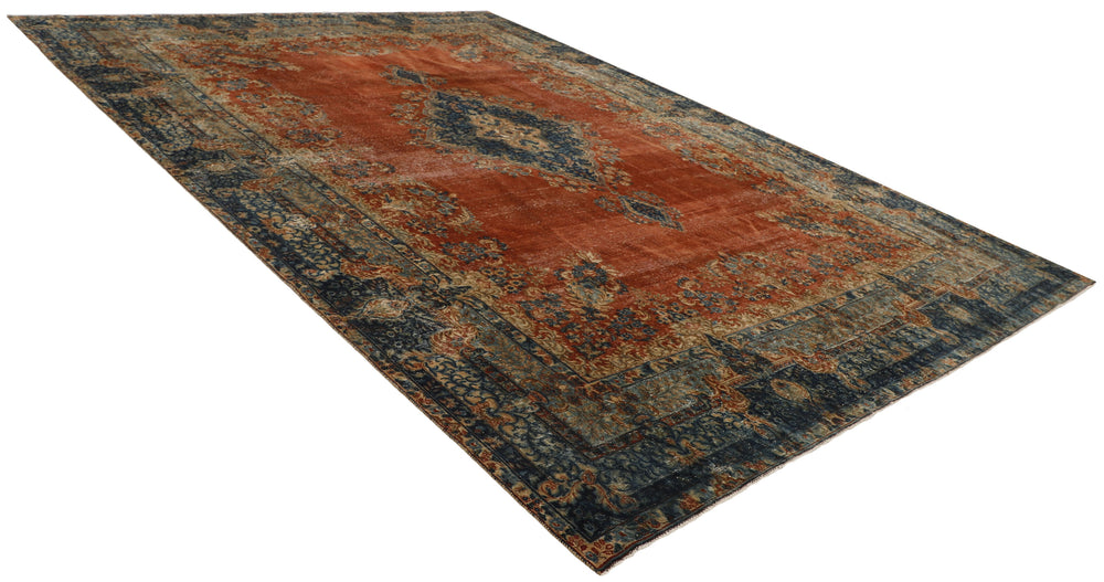 Vintage Kerman Collection: Antique Persian Hand-Knotted Rugs in Recoloured, Stonewashed Finishes282 cm x 382 cm