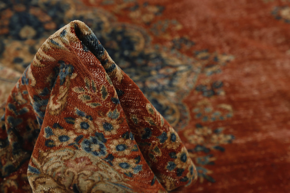 Vintage Kerman Collection: Antique Persian Hand-Knotted Rugs in Recoloured, Stonewashed Finishes282 cm x 382 cm