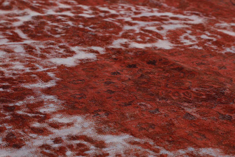 Vintage Kerman Collection: Antique Persian Hand-Knotted Rugs in Recoloured, Stonewashed Finishes233 cm x 336 cm