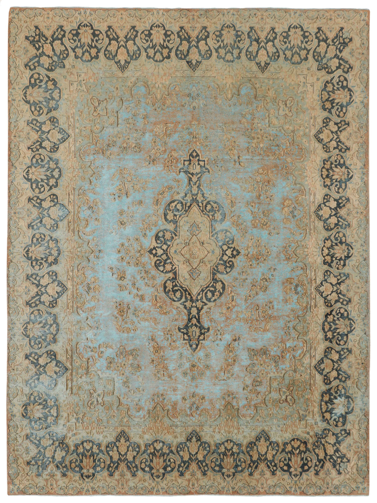 Vintage Kerman Collection: Antique Persian Hand-Knotted Rugs in Recoloured, Stonewashed Finishes300 cm x 398 cm