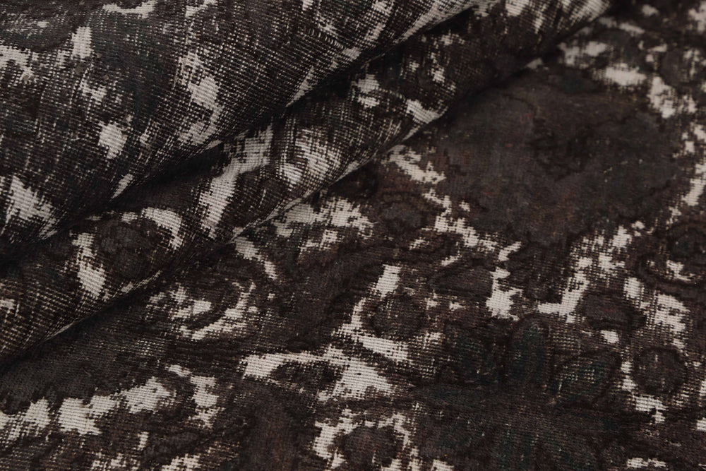 Vintage Royal Collection: Antique Persian Hand-Knotted Rugs in Stonewashed, Recoloured Finishes275 cm x 325 cm