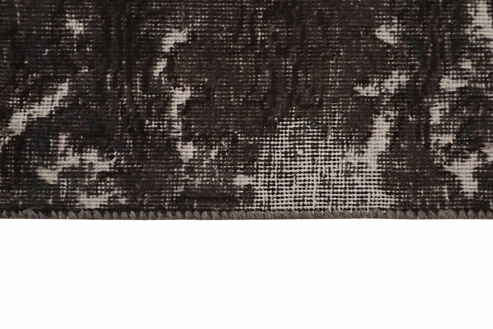 Vintage Royal Collection: Antique Persian Hand-Knotted Rugs in Stonewashed, Recoloured Finishes275 cm x 325 cm
