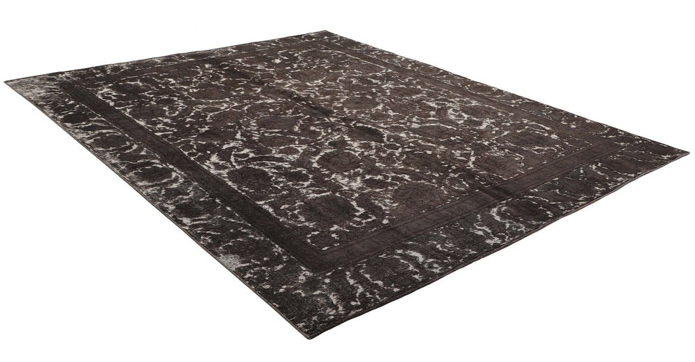Vintage Royal Collection: Antique Persian Hand-Knotted Rugs in Stonewashed, Recoloured Finishes275 cm x 325 cm