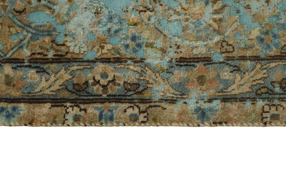 Vintage Kerman Collection: Antique Persian Hand-Knotted Rugs in Recoloured, Stonewashed Finishes291 cm x 460 cm