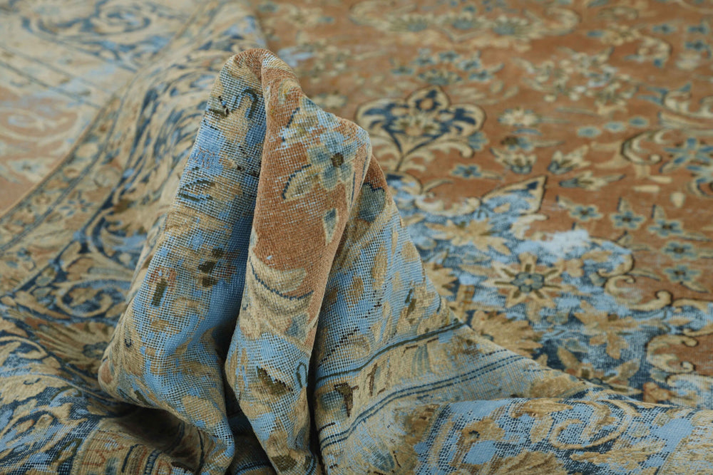 Vintage Kerman Collection: Antique Persian Hand-Knotted Rugs in Recoloured, Stonewashed Finishes293 cm x 391 cm
