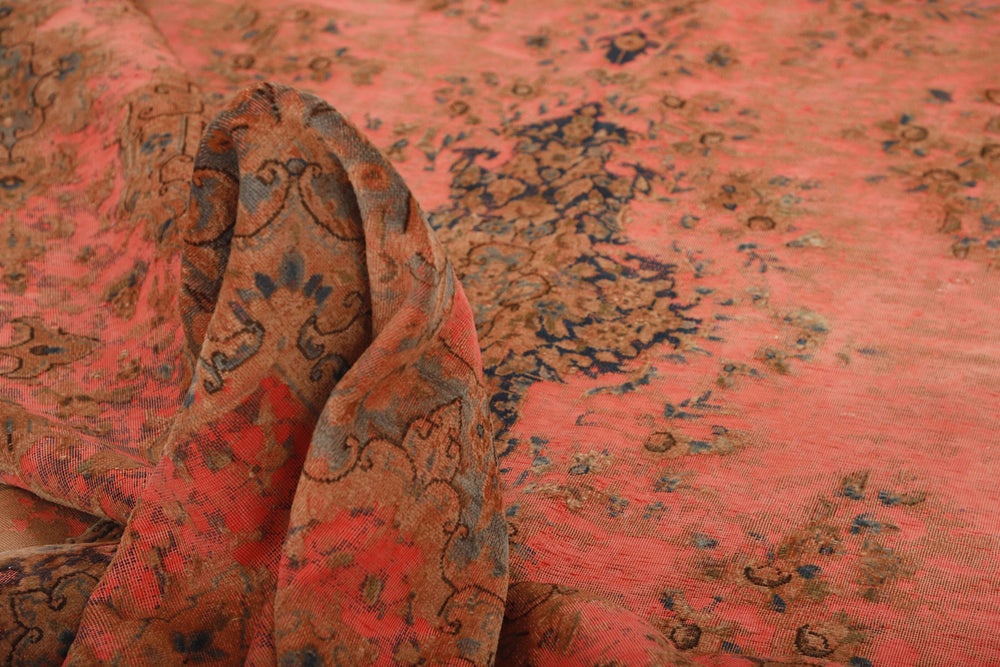 Vintage Kerman Collection: Antique Persian Hand-Knotted Rugs in Recoloured, Stonewashed Finishes293 cm x 413 cm