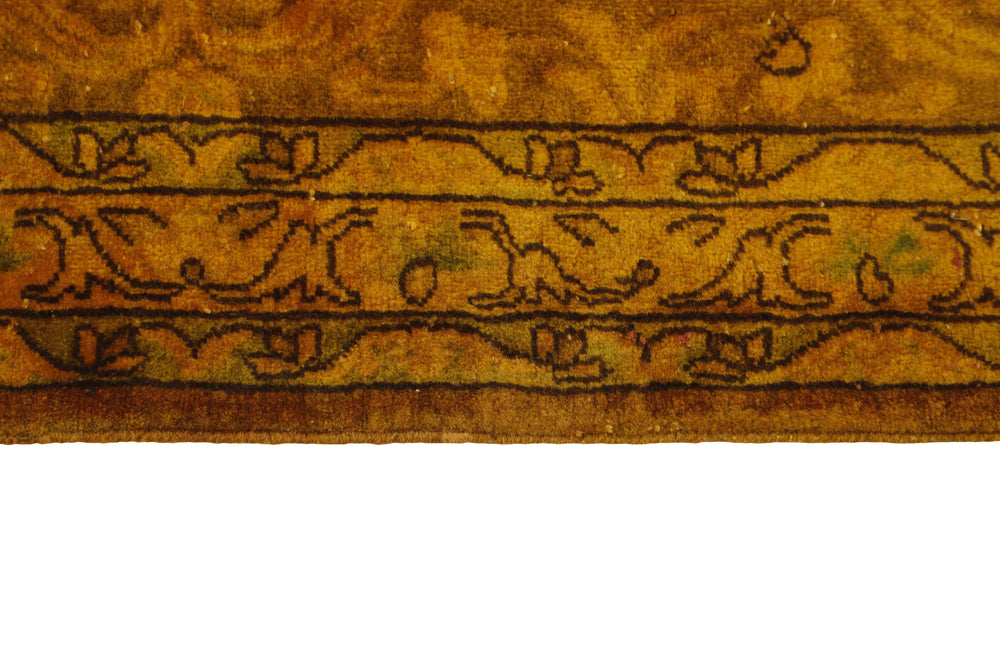 Vintage Kerman Collection: Antique Persian Hand-Knotted Rugs in Recoloured, Stonewashed Finishes299 cm x 389 cm