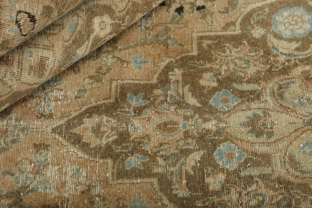 Vintage Royal Collection: Antique Persian Hand-Knotted Rugs in Stonewashed, Recoloured Finishes293 cm x 382 cm
