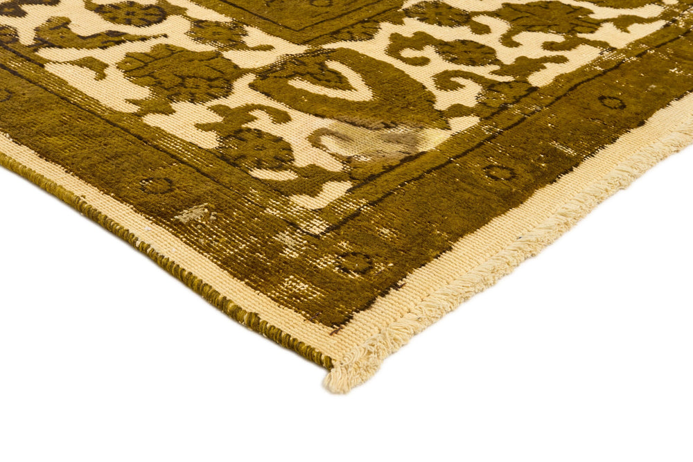 Vintage Royal Collection: Antique Persian Hand-Knotted Rugs in Stonewashed, Recoloured Finishes293 cm x 488 cm