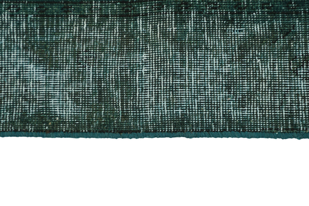 Vintage Royal Collection: Antique Persian Hand-Knotted Rugs in Stonewashed, Recoloured Finishes189 cm x 283 cm
