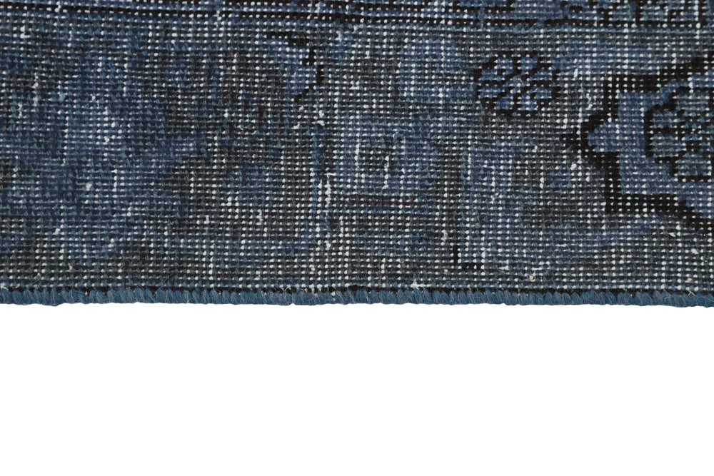 Vintage Royal Collection: Antique Persian Hand-Knotted Rugs in Stonewashed, Recoloured Finishes196 cm x 288 cm