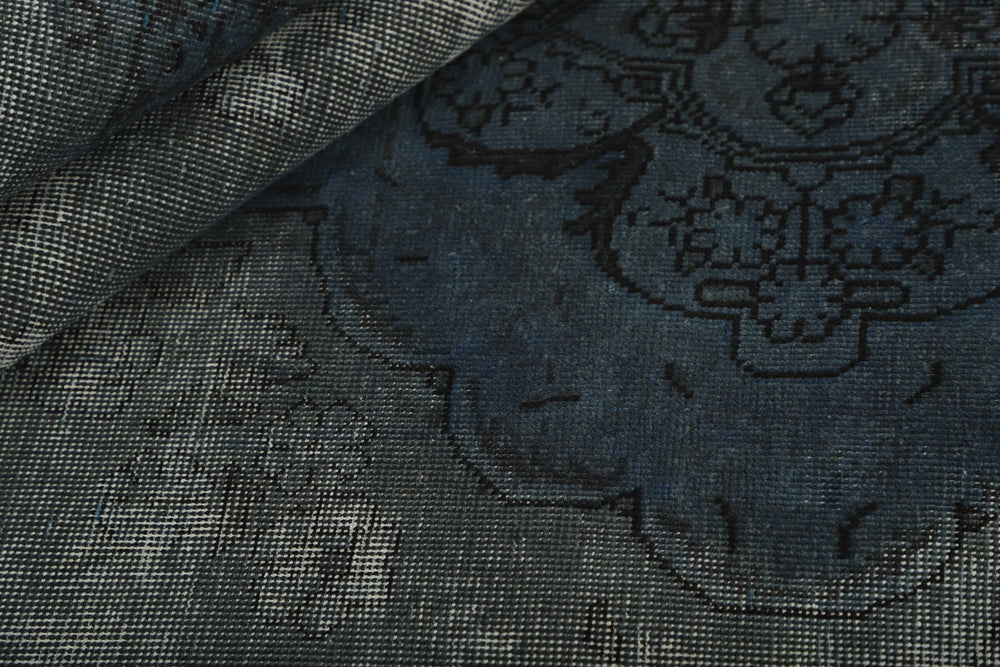 Vintage Royal Collection: Antique Persian Hand-Knotted Rugs in Stonewashed, Recoloured Finishes185 cm x 292 cm