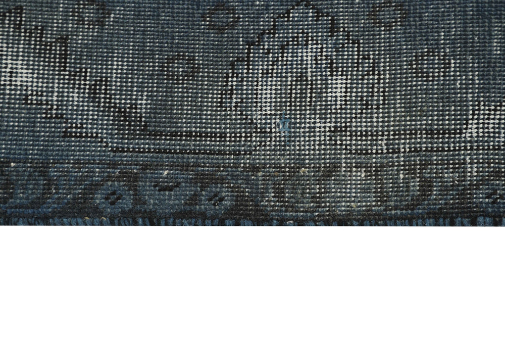 Vintage Royal Collection: Antique Persian Hand-Knotted Rugs in Stonewashed, Recoloured Finishes185 cm x 292 cm