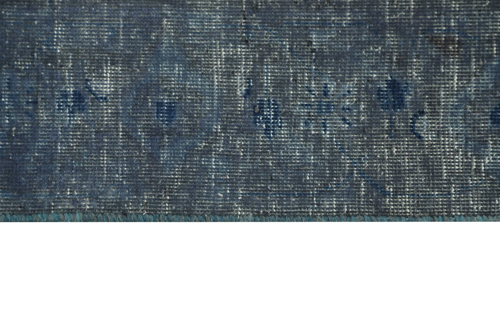 Vintage Royal Collection: Antique Persian Hand-Knotted Rugs in Stonewashed, Recoloured Finishes190 cm x 301 cm