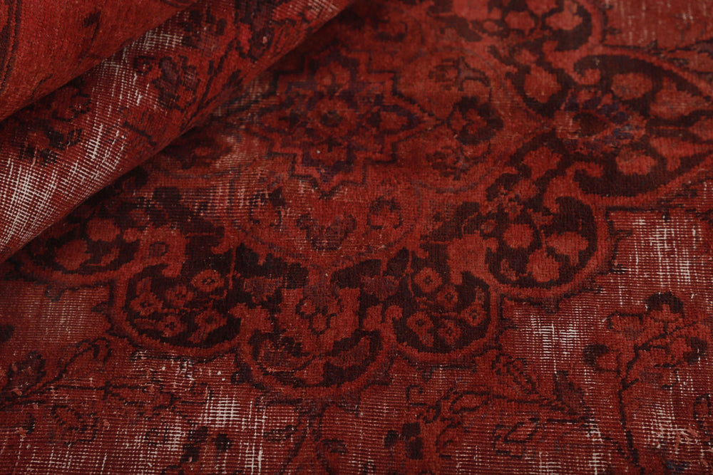 Vintage Royal Collection: Antique Persian Hand-Knotted Rugs in Stonewashed, Recoloured Finishes188 cm x 275 cm