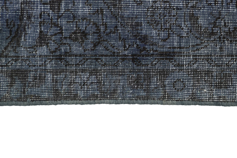 Vintage Royal Collection: Antique Persian Hand-Knotted Rugs in Stonewashed, Recoloured Finishes245 cm x 322 cm