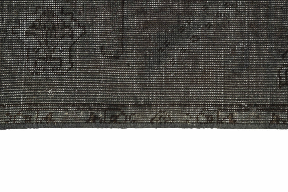 Vintage Royal Collection: Antique Persian Hand-Knotted Rugs in Stonewashed, Recoloured Finishes193 cm x 279 cm