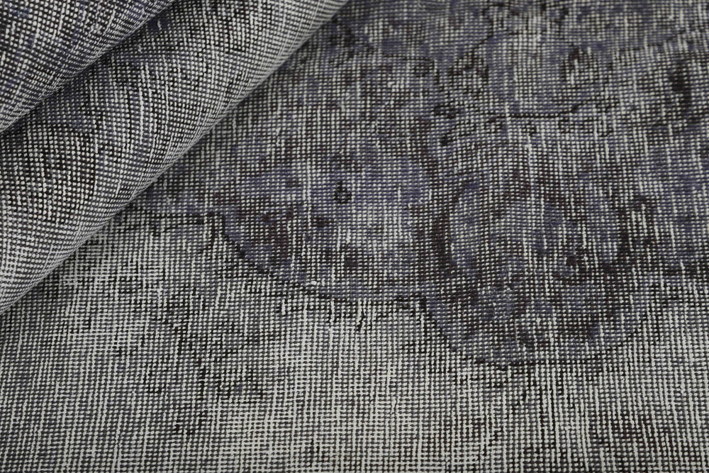 Vintage Royal Collection: Antique Persian Hand-Knotted Rugs in Stonewashed, Recoloured Finishes193 cm x 290 cm