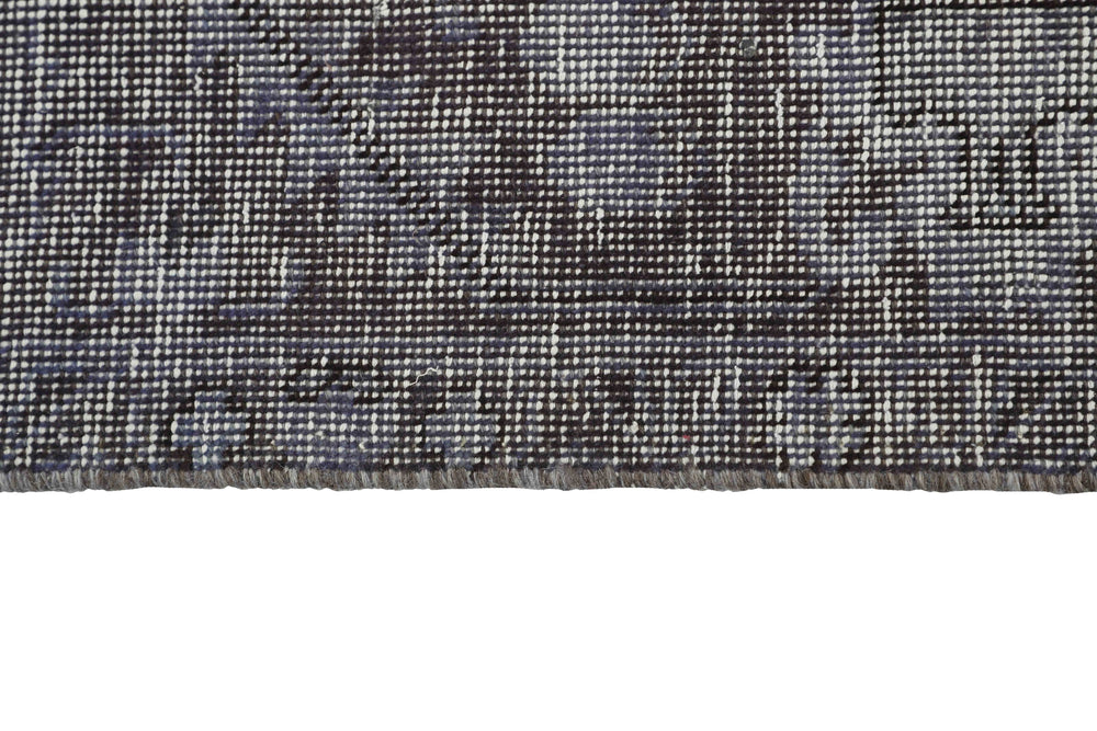 Vintage Royal Collection: Antique Persian Hand-Knotted Rugs in Stonewashed, Recoloured Finishes193 cm x 290 cm