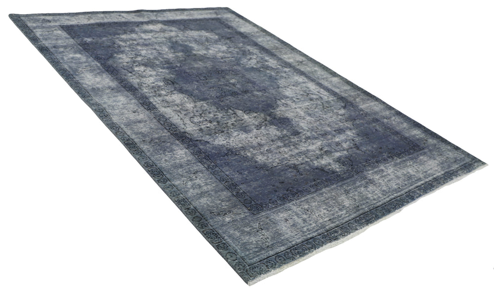 Vintage Royal Collection: Antique Persian Hand-Knotted Rugs in Stonewashed, Recoloured Finishes193 cm x 281 cm