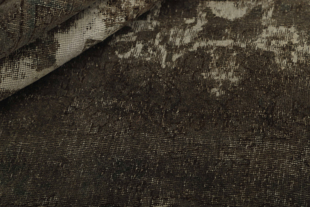 Vintage Royal Collection: Antique Persian Hand-Knotted Rugs in Stonewashed, Recoloured Finishes165 cm x 269 cm