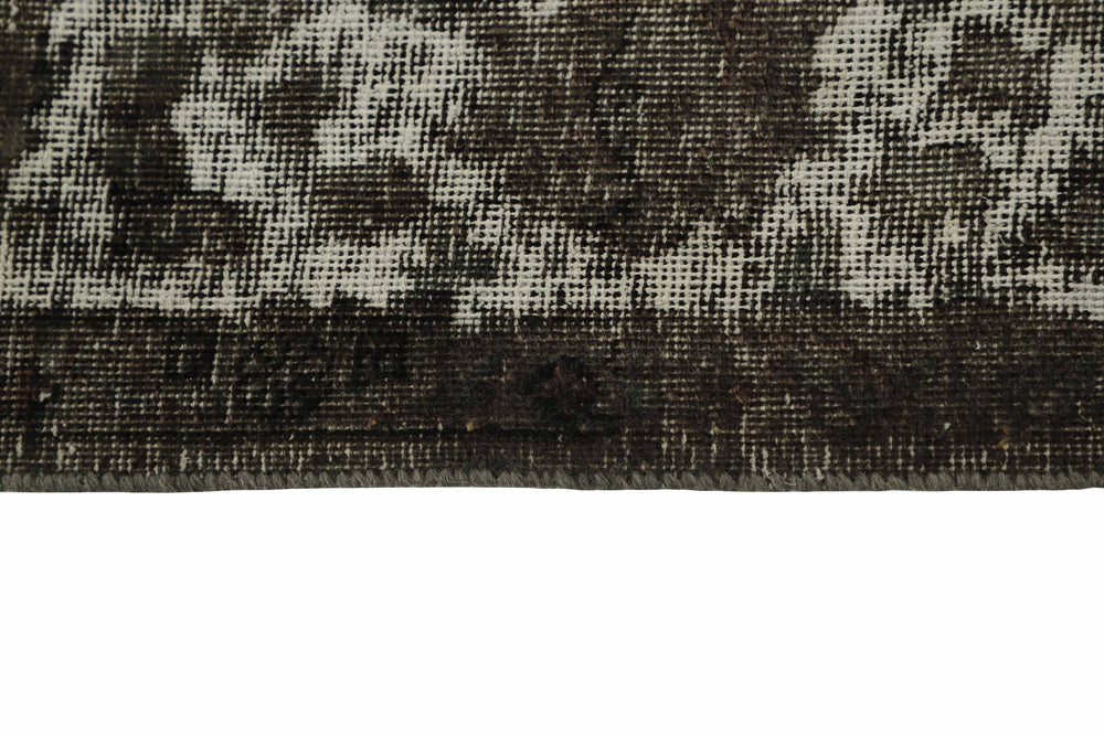 Vintage Royal Collection: Antique Persian Hand-Knotted Rugs in Stonewashed, Recoloured Finishes207 cm x 298 cm