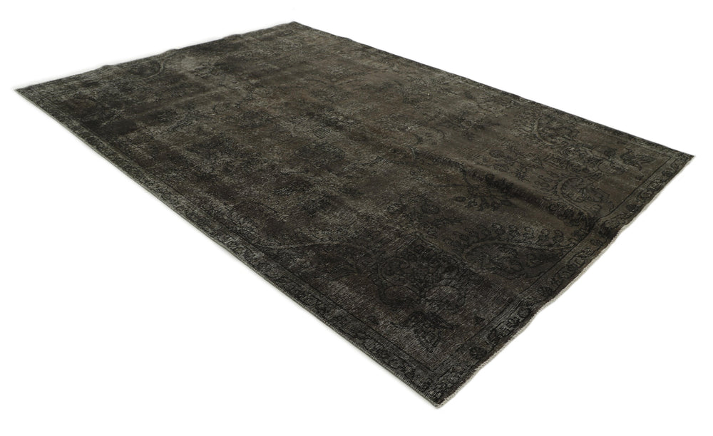 Vintage Royal Collection: Antique Persian Hand-Knotted Rugs in Stonewashed, Recoloured Finishes233 cm x 339 cm
