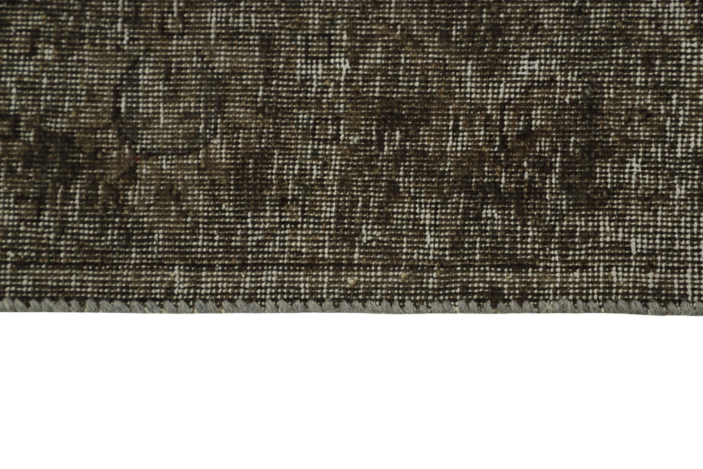 Vintage Royal Collection: Antique Persian Hand-Knotted Rugs in Stonewashed, Recoloured Finishes233 cm x 335 cm