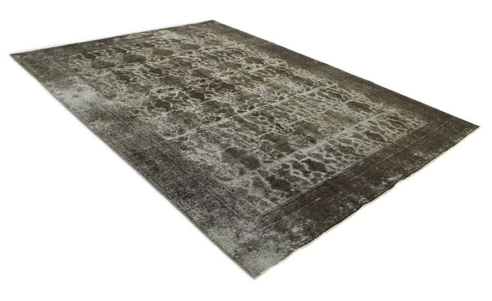 Vintage Royal Collection: Antique Persian Hand-Knotted Rugs in Stonewashed, Recoloured Finishes233 cm x 335 cm