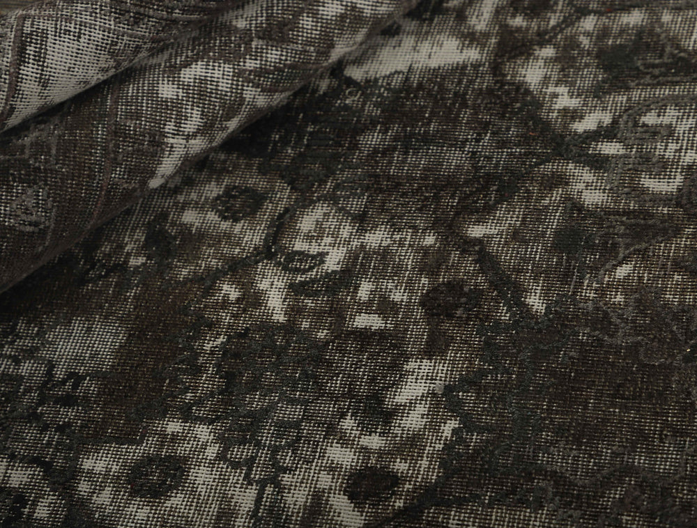 Vintage Royal Collection: Antique Persian Hand-Knotted Rugs in Stonewashed, Recoloured Finishes290 cm x 294 cm