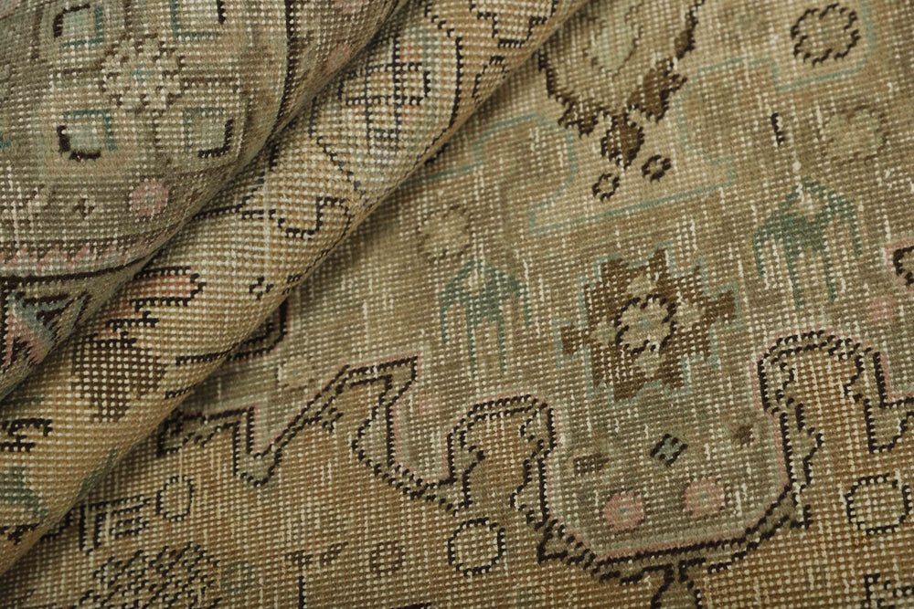 Vintage Royal Collection: Antique Persian Hand-Knotted Rugs in Stonewashed, Recoloured Finishes236 cm x 340 cm