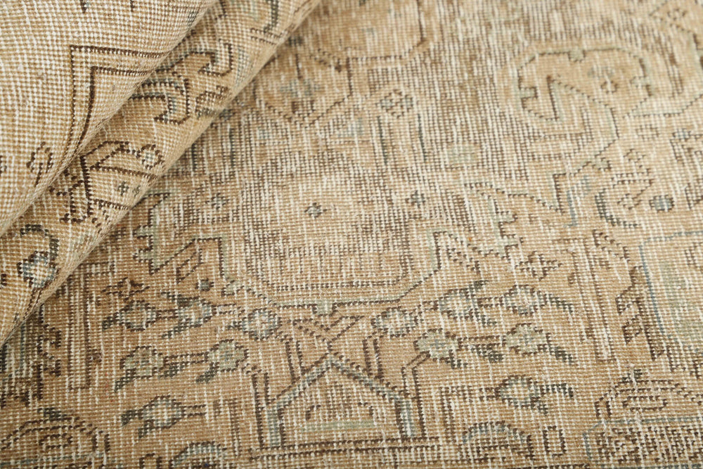 Vintage Royal Collection: Antique Persian Hand-Knotted Rugs in Stonewashed, Recoloured Finishes192 cm x 302 cm