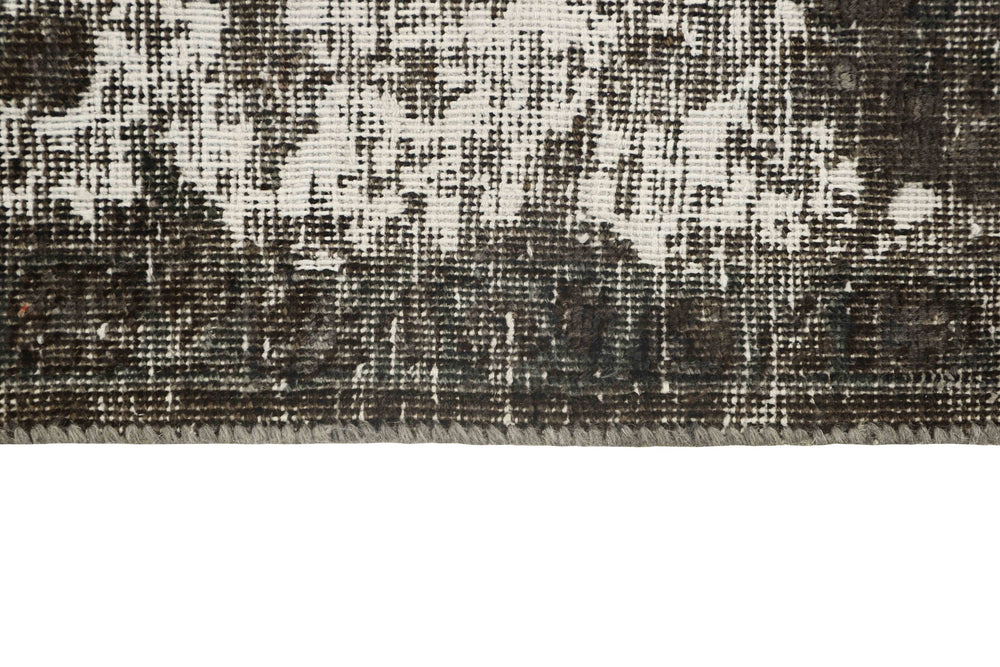 Vintage Royal Collection: Antique Persian Hand-Knotted Rugs in Stonewashed, Recoloured Finishes204 cm x 298 cm