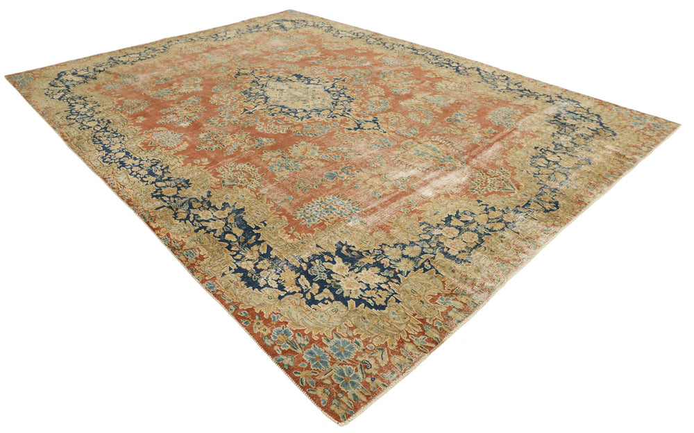 Vintage Kerman Fine Collection: Antique Persian Hand-Knotted Rugs in Stonewashed, Recoloured Finishes295 cm x 402 cm