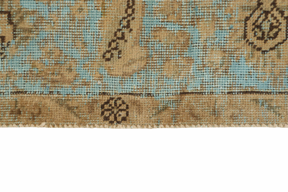 Vintage Royal Collection: Antique Persian Hand-Knotted Rugs in Stonewashed, Recoloured Finishes250 cm x 329 cm