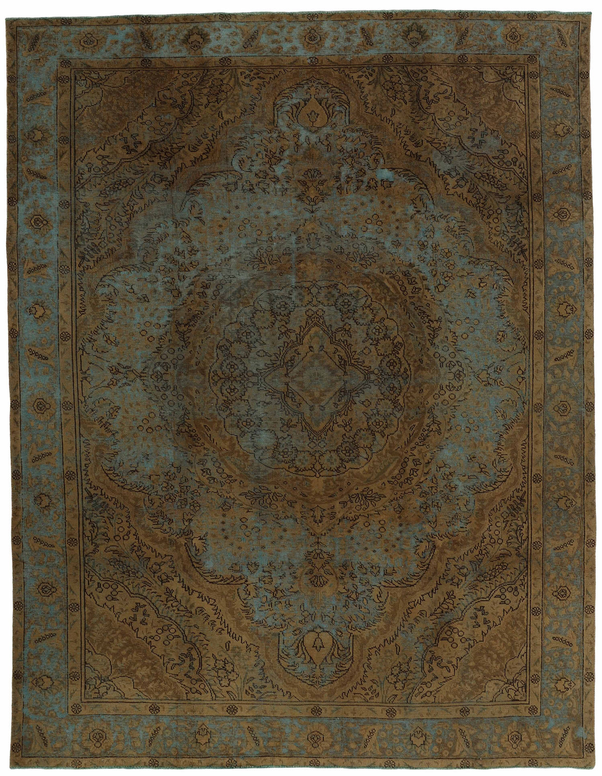 Vintage Royal Collection: Antique Persian Hand-Knotted Rugs in Stonewashed, Recoloured Finishes250 cm x 329 cm