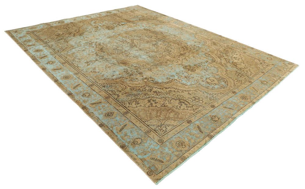 Vintage Royal Collection: Antique Persian Hand-Knotted Rugs in Stonewashed, Recoloured Finishes250 cm x 329 cm