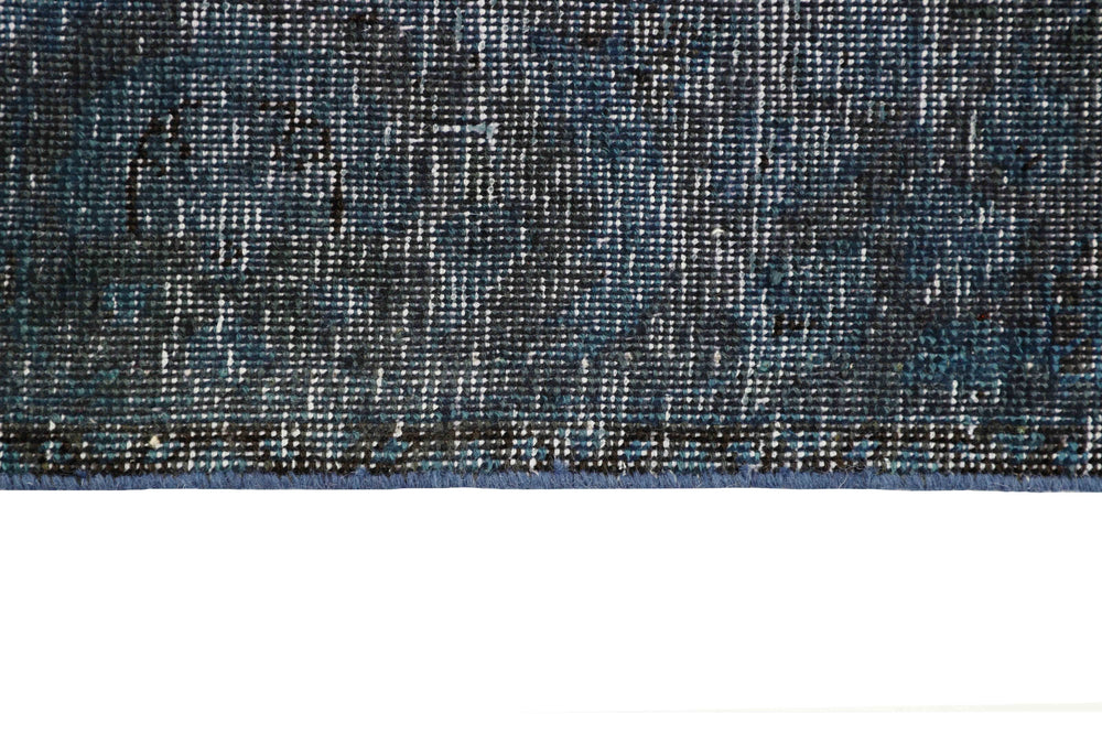 Vintage Royal Collection: Antique Persian Hand-Knotted Rugs in Stonewashed, Recoloured Finishes191 cm x 298 cm