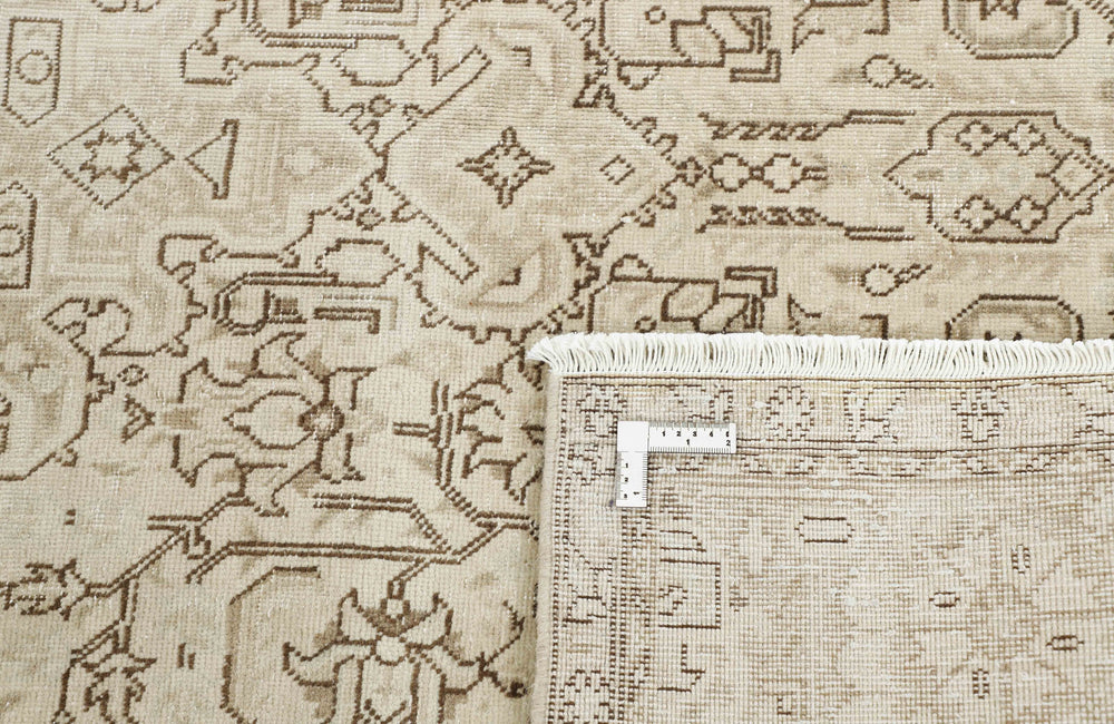 Vintage Royal Collection: Antique Persian Hand-Knotted Rugs in Stonewashed, Recoloured Finishes191 cm x 278 cm
