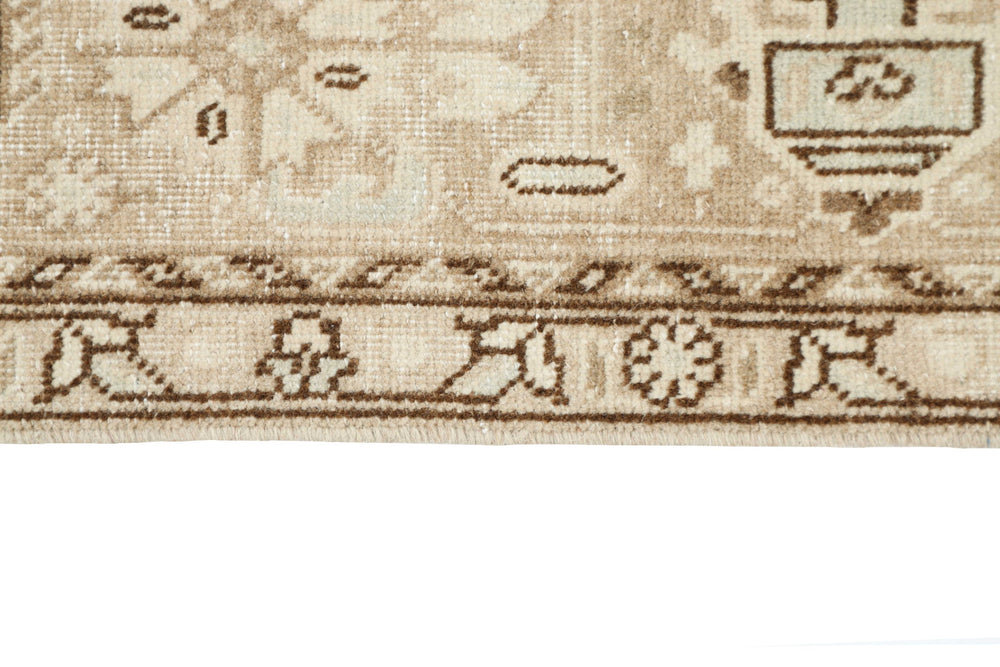Vintage Royal Collection: Antique Persian Hand-Knotted Rugs in Stonewashed, Recoloured Finishes191 cm x 278 cm