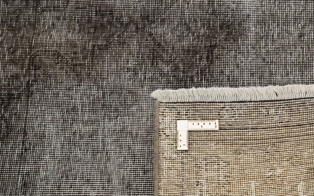 Vintage Royal Collection: Antique Persian Hand-Knotted Rugs in Stonewashed, Recoloured Finishes193 cm x 279 cm