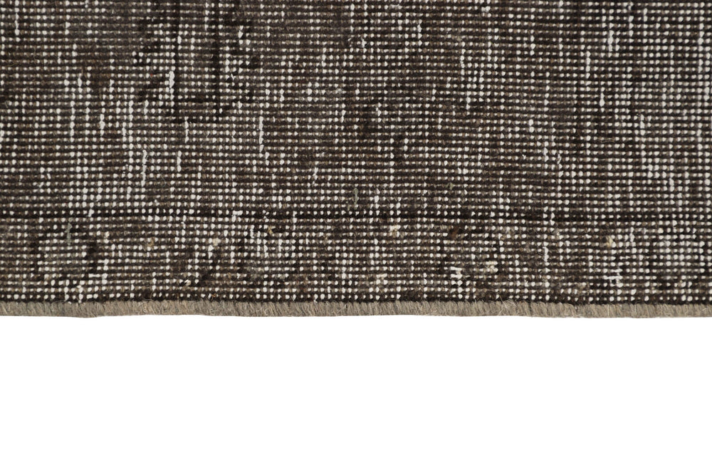 Vintage Royal Collection: Antique Persian Hand-Knotted Rugs in Stonewashed, Recoloured Finishes193 cm x 279 cm