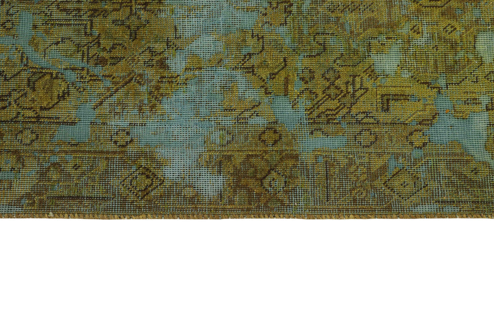 Vintage Royal Collection: Antique Persian Hand-Knotted Rugs in Stonewashed, Recoloured Finishes88 cm x 378 cm