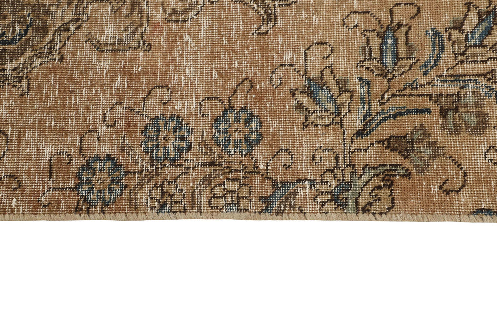 Vintage Royal Collection: Antique Persian Hand-Knotted Rugs in Stonewashed, Recoloured Finishes89 cm x 286 cm
