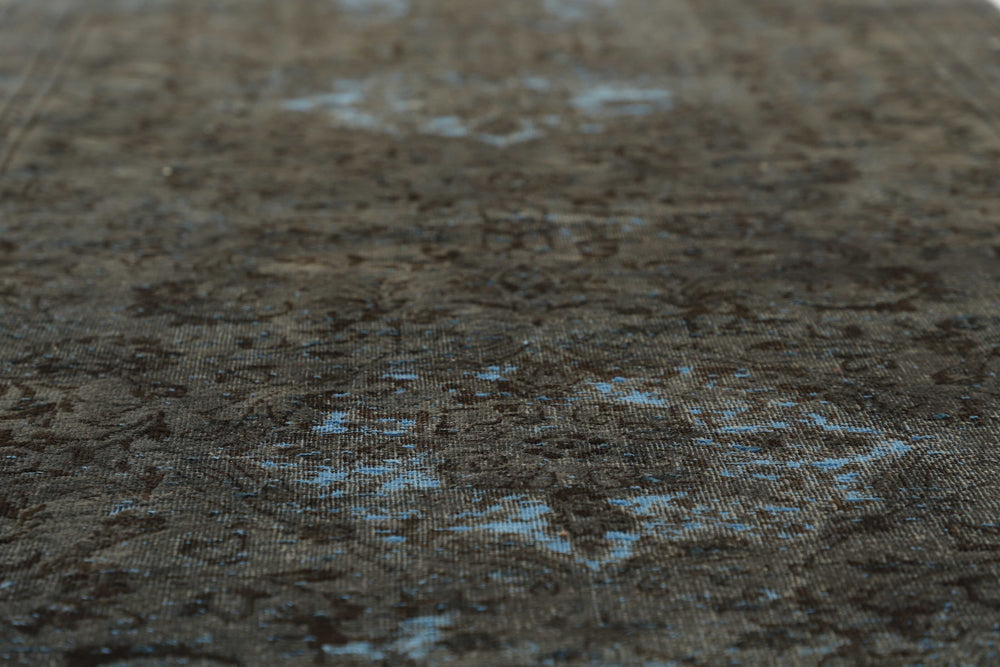 Vintage Royal Collection: Antique Persian Hand-Knotted Rugs in Stonewashed, Recoloured Finishes107 cm x 408 cm