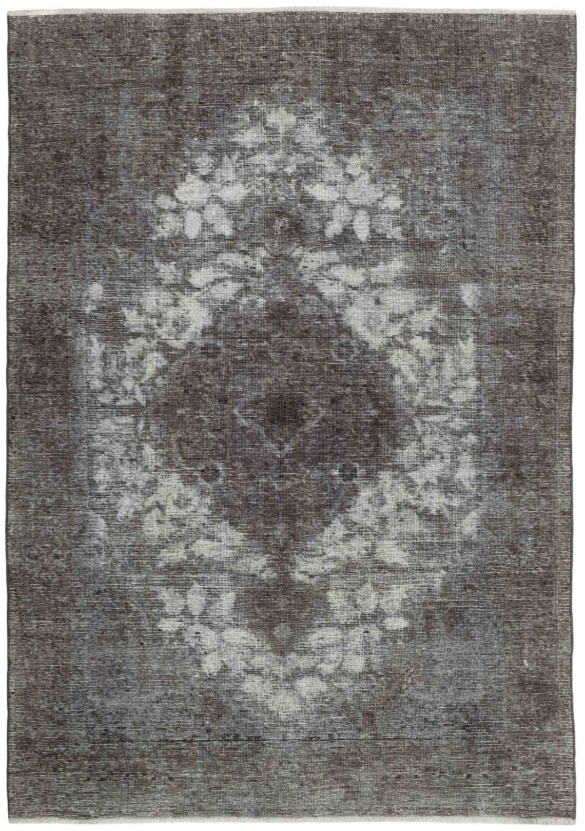 Vintage Royal Collection: Antique Persian Hand-Knotted Rugs in Stonewashed, Recoloured Finishes195 cm x 281 cm